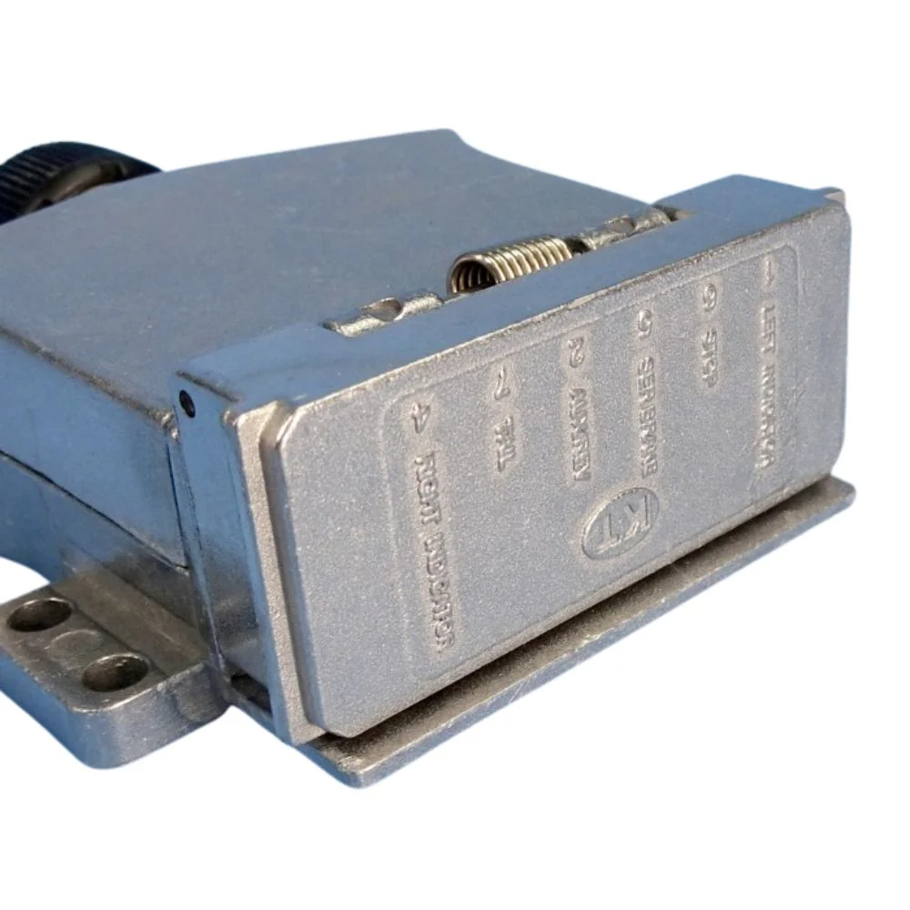 7 PIN FLAT TRAILER SOCKET - Image 4