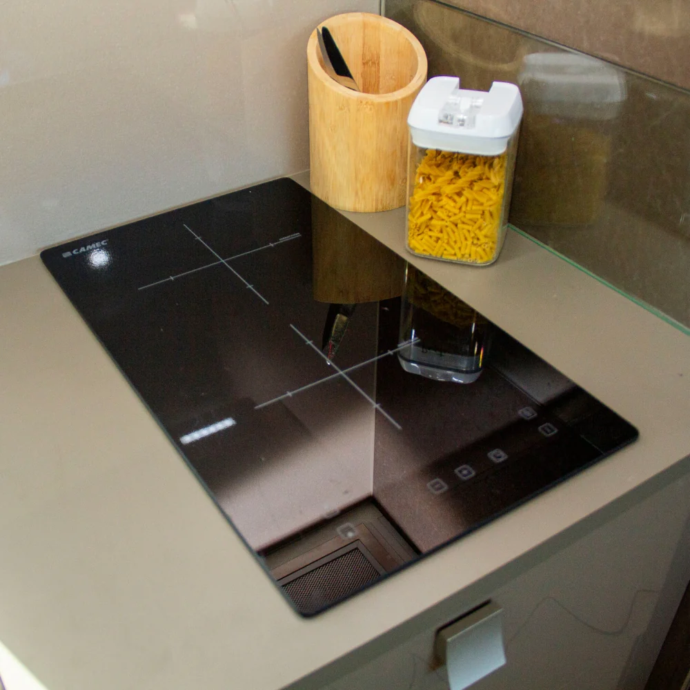 CAMEC INDUCTION COOKTOP 2.3KW - Image 5
