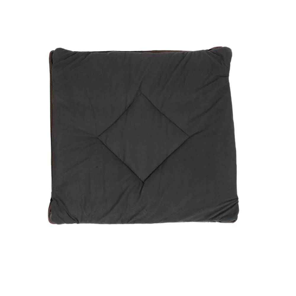 DELUXE XL PET CAMP BED 80KG RATING - Image 2