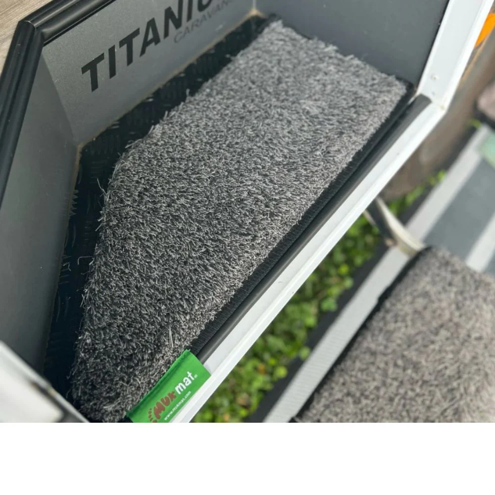 MUK MAT ANGLED CARAVAN STEP DARK GREY 60 X 28.5cm - Image 4