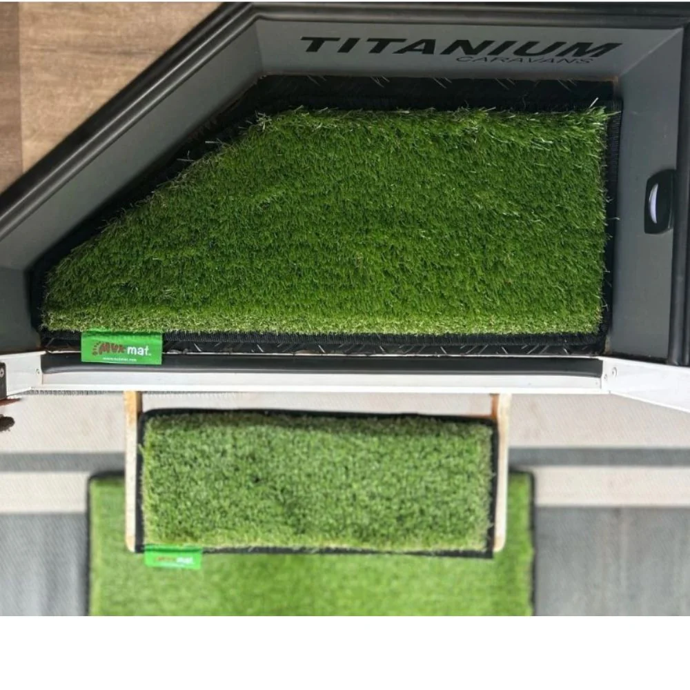 MUK MAT ANGLED CARAVAN STEP GREEN 28 X 60CM - Image 3