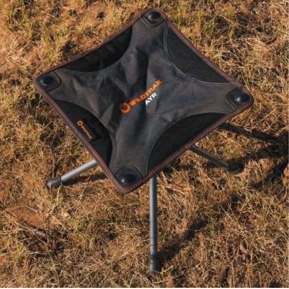 FOLDING CAMP STOOL 120KG RATING - Image 4
